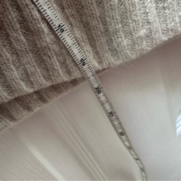 Part Two Copenhagen beige tan crew sweater layering XS - Picture 4 of 8